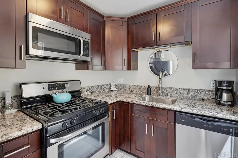 Additional image 141 of 728 Jamaica Court, San Diego, CA 92109