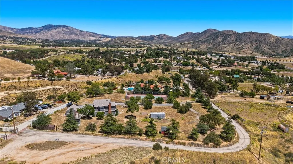 Additional image 126 of 10821 Los Jordans Rd, Agua Dulce, CA 91390