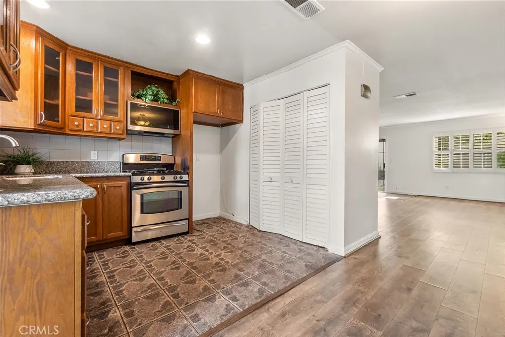 Additional image 72 of 23550 S Western Ave. Unit B, Harbor City, CA 90710