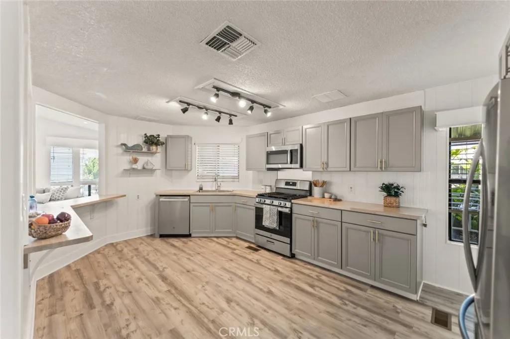 Additional image 11 of 16444 Bolsa Chica St Unit 5, Huntington Beach, CA 92649