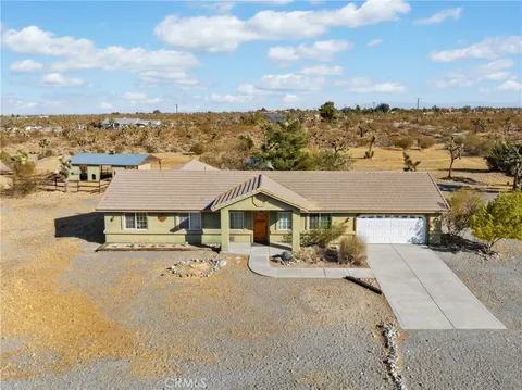 11323 Minero Road, Pinon Hills, CA 92372 - MLS#: HD24237454