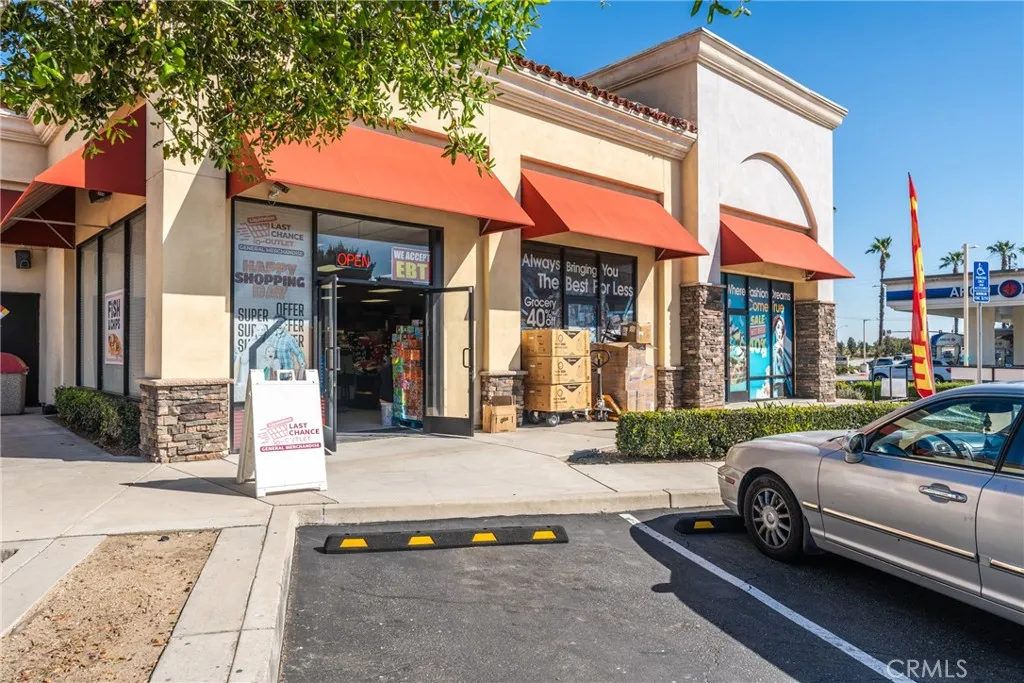 Additional image 28 of 761 N Archibald Ave Unit B, Ontario, CA 91764