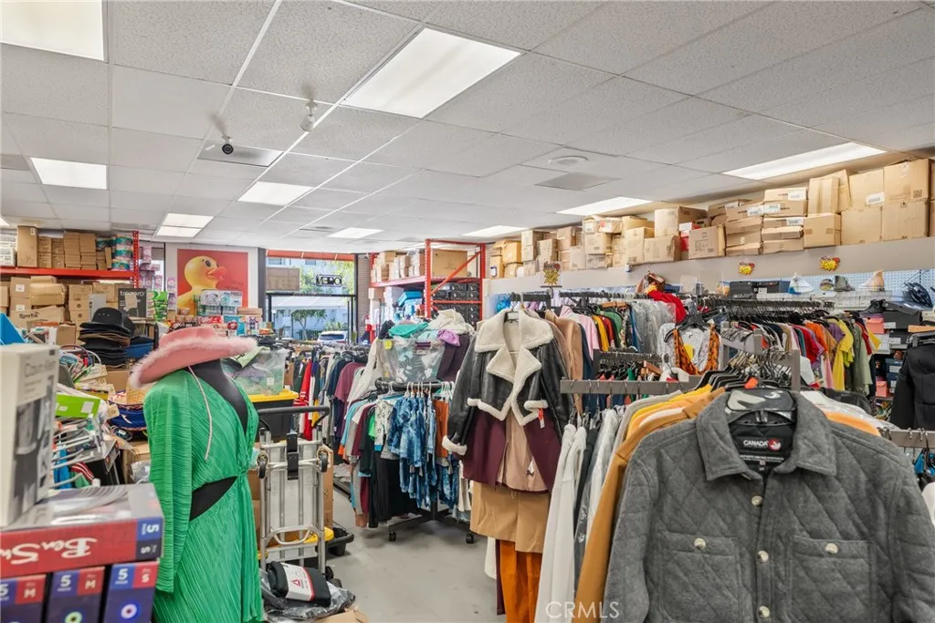 Additional image 14 of 761 N Archibald Ave Unit B, Ontario, CA 91764