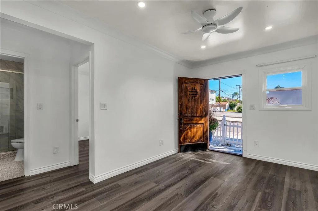 501 Ave B Unit C, Redondo Beach, CA 90277