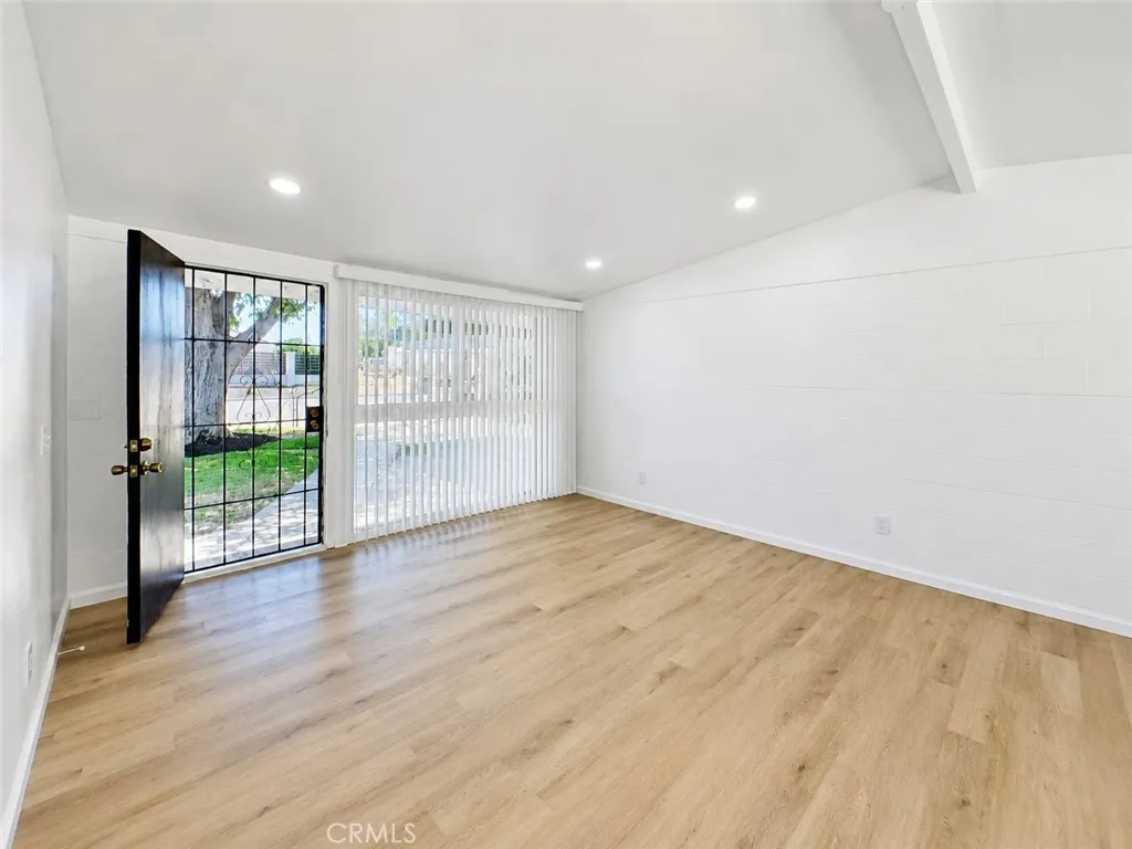 Additional image 52 of 43253 6th St E, Lancaster, CA 93535