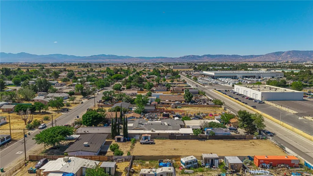 Additional image 86 of 43253 6th St E, Lancaster, CA 93535