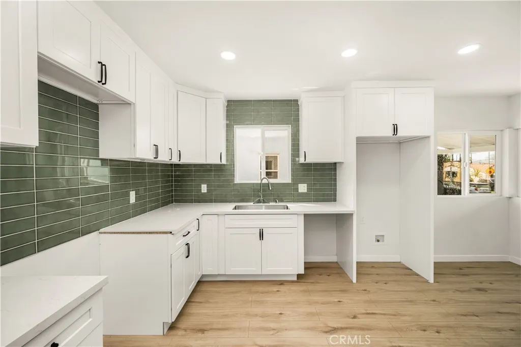 Additional image 47 of 1428 W 89th St, Los Angeles, CA 90047