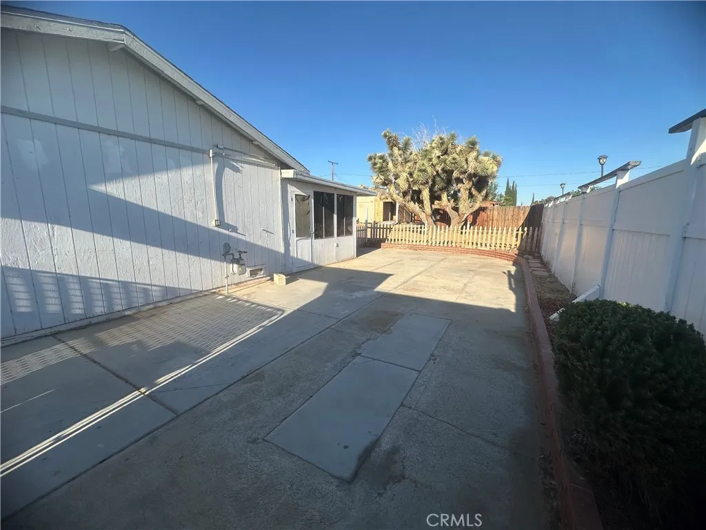 Additional image 54 of 12716 Iroquois Rd, Apple Valley, CA 92308