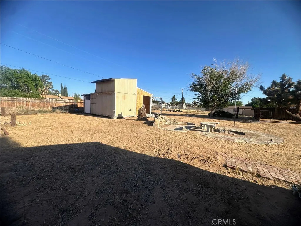 Additional image 64 of 12716 Iroquois Rd, Apple Valley, CA 92308