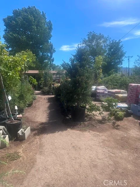 503 S Curry St, Tehachapi, CA 93561 photo 5
