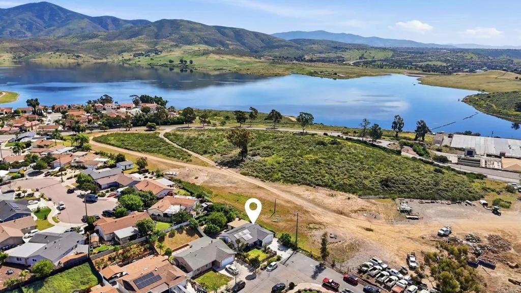 103 Arran Avenue, Spring Valley, CA 91977