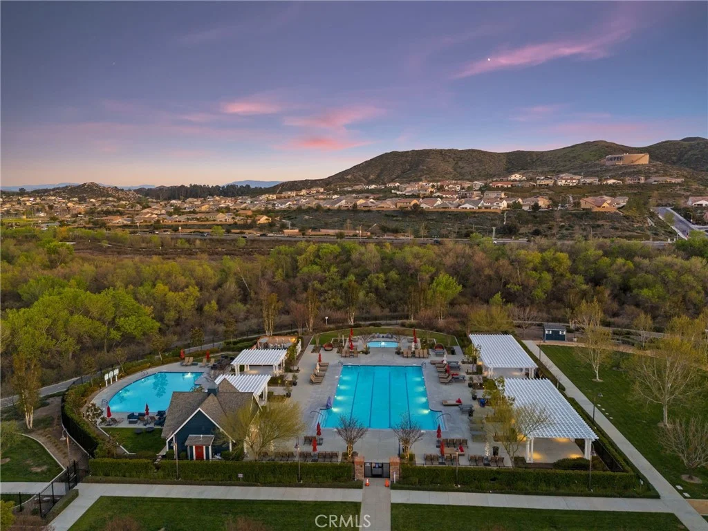 24598 Comanche Creek Dr, Menifee, CA 92584