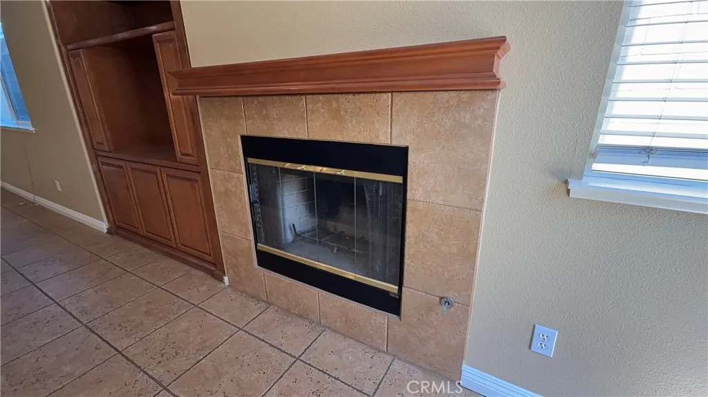 Additional image 12 of 6959 Tailwind Ln, Fontana, CA 92336