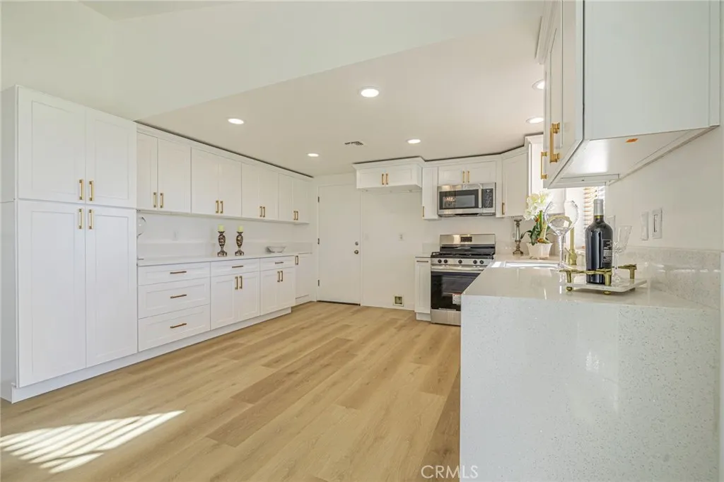 Additional image 43 of 7930 Elder Ave, Rosamond, CA 93560