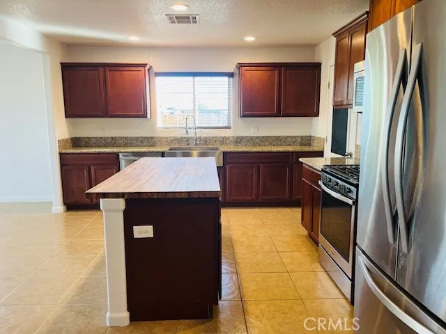 Additional image 30 of 20236 Graham Street, California City, CA 93505