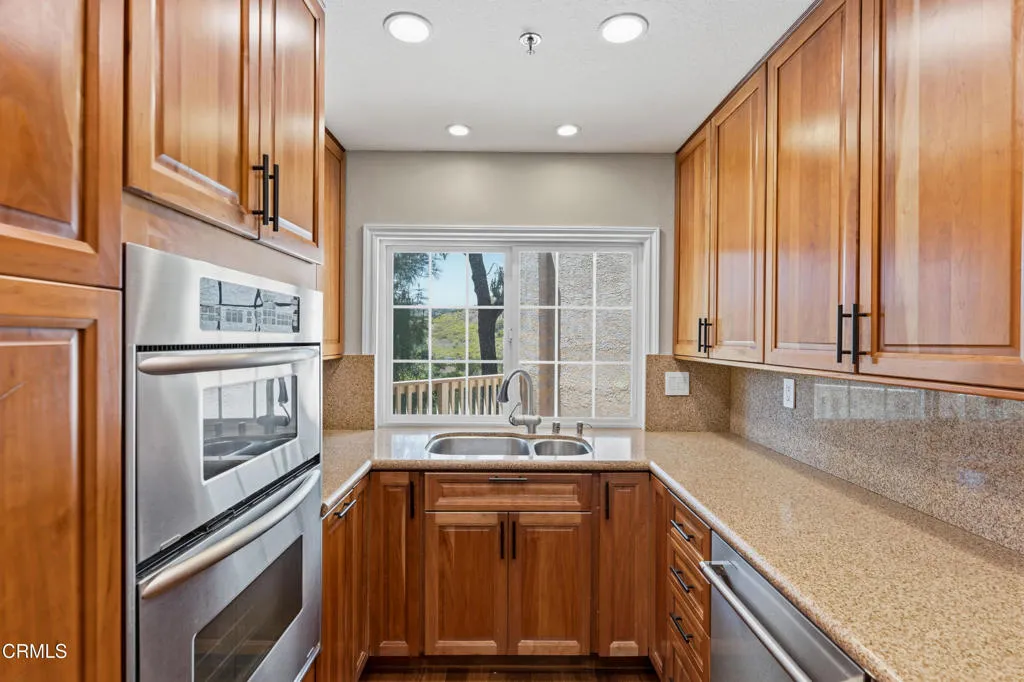 Additional image 35 of 5728 Oak Bend Lane Unit 312, Oak Park, CA 91377