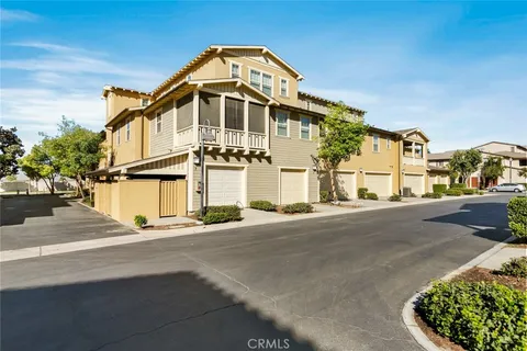 3259 S Edenglen Avenue Unit 7, Ontario, CA MLS: CV25072500