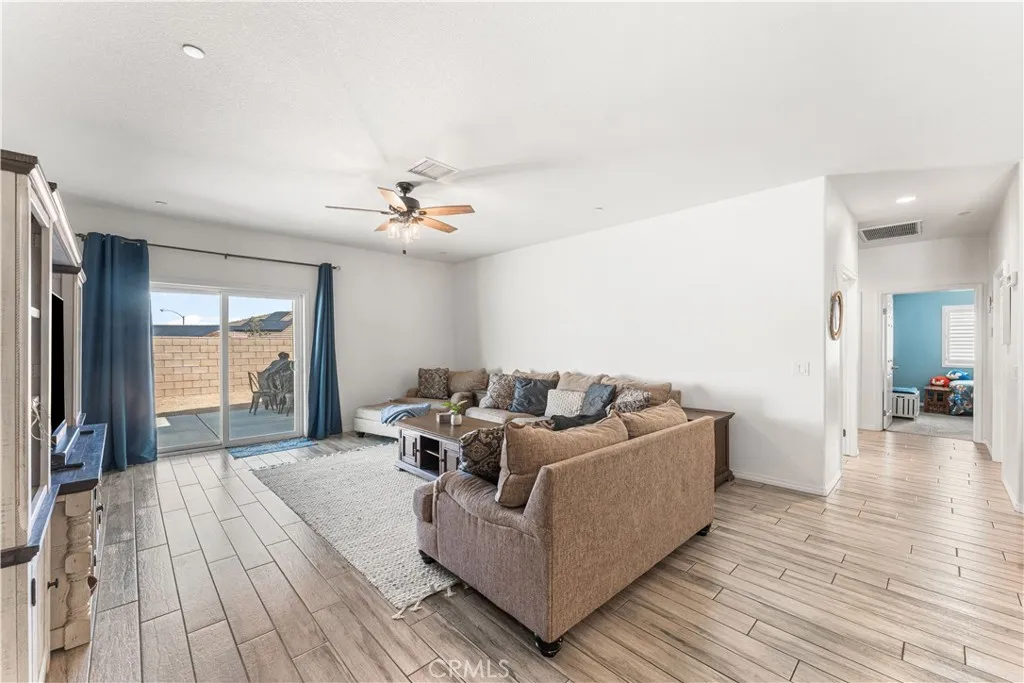 Additional image 11 of 5645 W Avenue J15, Lancaster, CA 93536