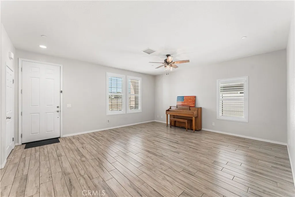 Additional image 7 of 5645 W Avenue J15, Lancaster, CA 93536