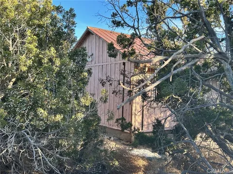 Nielson Road, Phelan, CA MLS: IV25068651