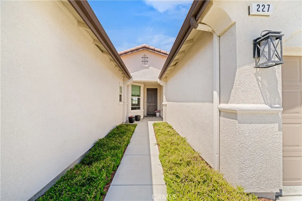 Additional image 73 of 227 Hammersmith Dr, Bakersfield, CA 93314