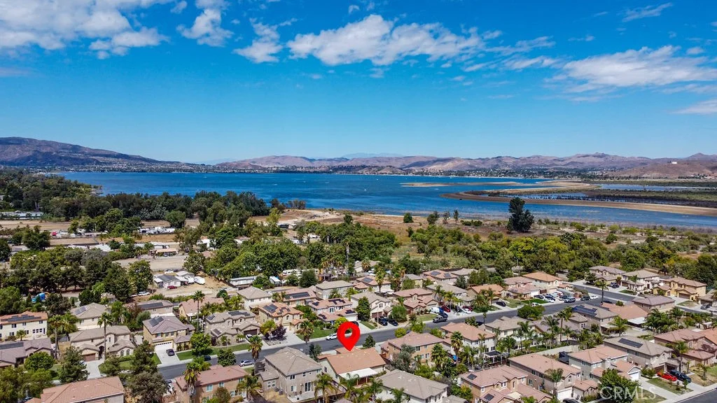 32898 Sandal Wood Ln, Lake Elsinore, CA 92530