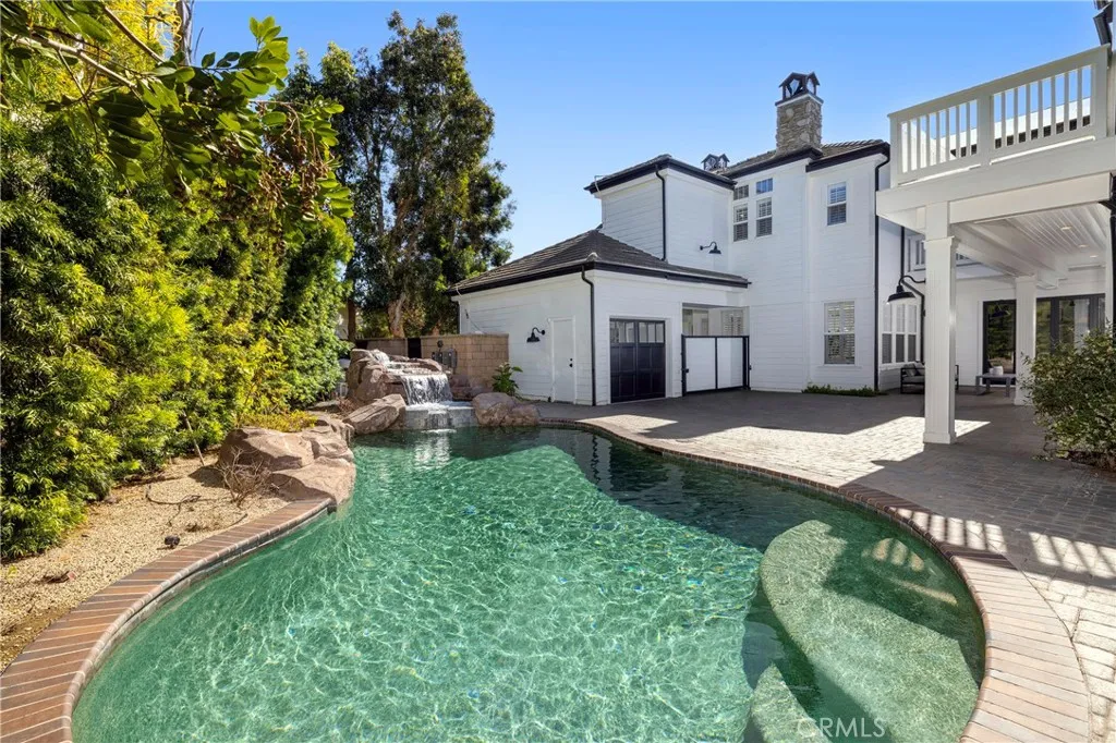 4965 Shelburne Drive, Huntington Beach, CA 92649