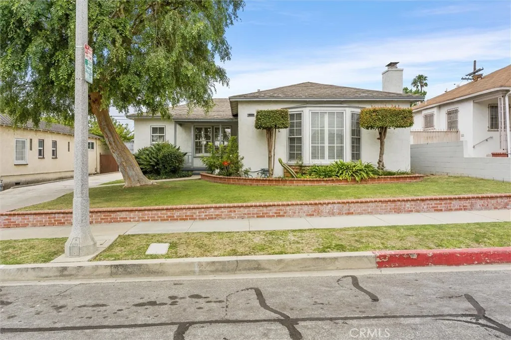 10233 S 3rd Avenue, Inglewood, CA 90303
