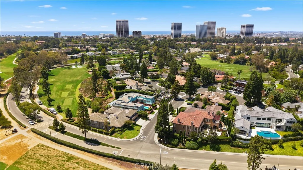 81 Royal Saint George Road, Newport Beach, CA 92660