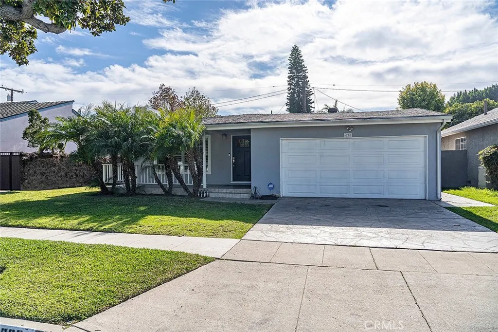 6280 E Stearns Street, Long Beach, CA 90815