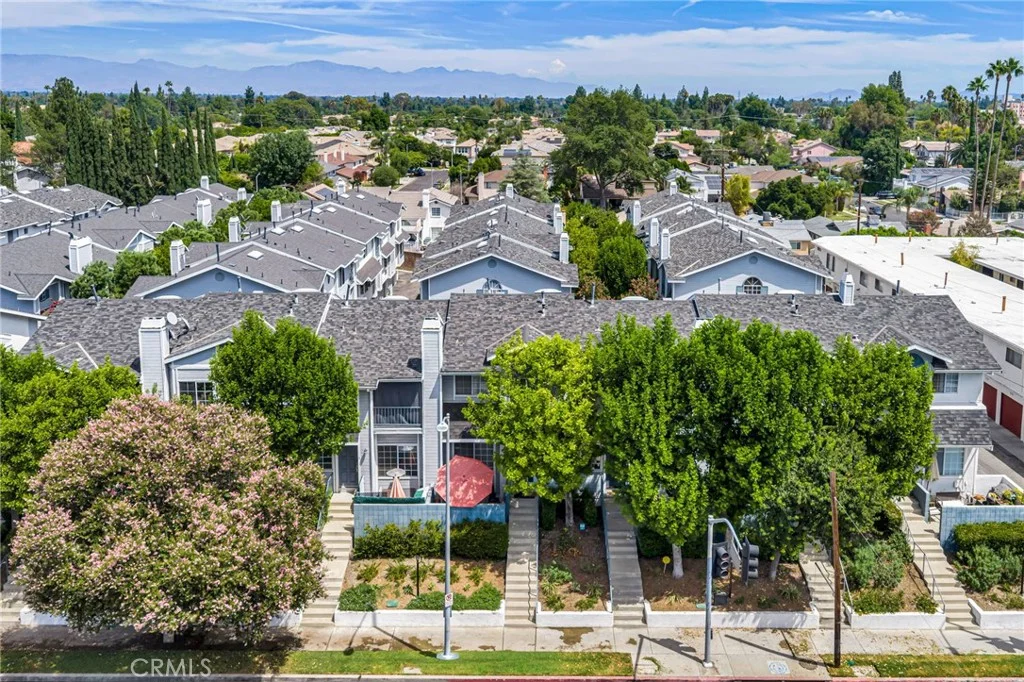 7420 Corbin ave Unit 8, Reseda, CA 91335