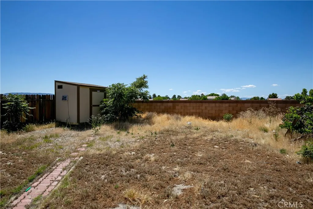 Additional image 6 of 45931 York Pl, Lancaster, CA 93534