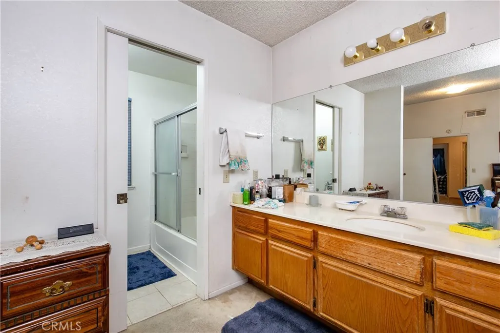 Additional image 15 of 45931 York Pl, Lancaster, CA 93534