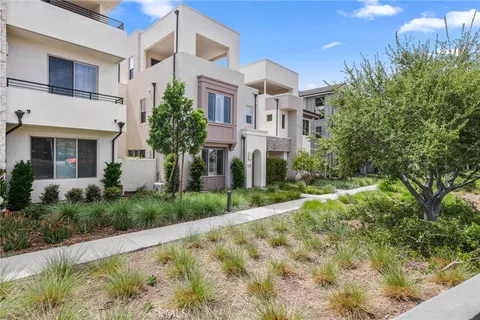 148 Modjeska, Irvine, CA MLS: OC25058200