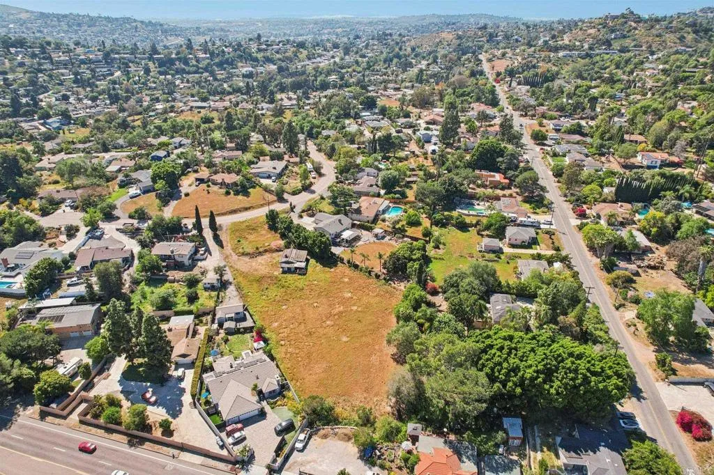 Additional image 39 of 10752 Lupin Way, La Mesa, CA 91941