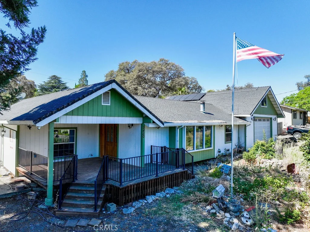 2450 Cottage Drive, Auburn, CA 95603 photo 2