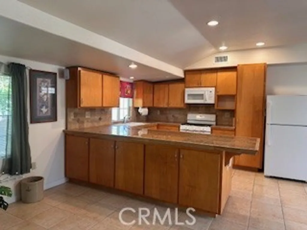 Additional image 51 of 785 Miles Ave, Santa Maria, CA 93455