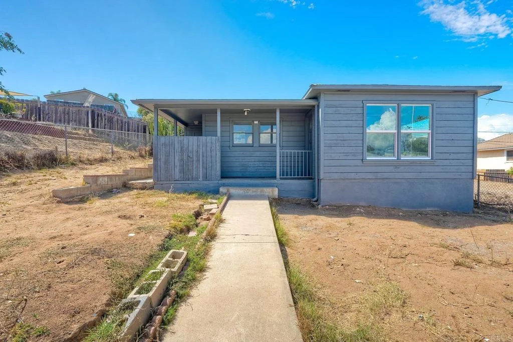 193 Pala Vista Drive, Vista, CA 92083