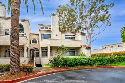 5096 Tortuga Drive Unit 212, Huntington Beach, CA MLS: PW25053438