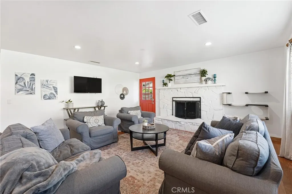 Additional image 7 of 713 E Sycamore Ave, Orange, CA 92866