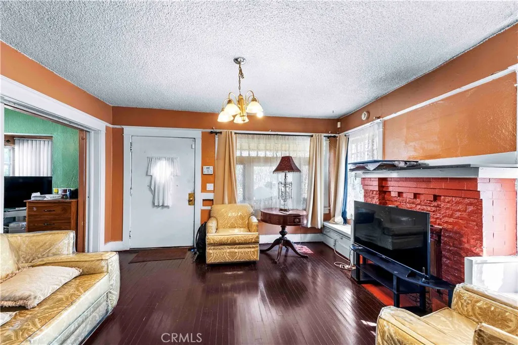 Additional image 28 of 134 E 56th St, Los Angeles, CA 90011