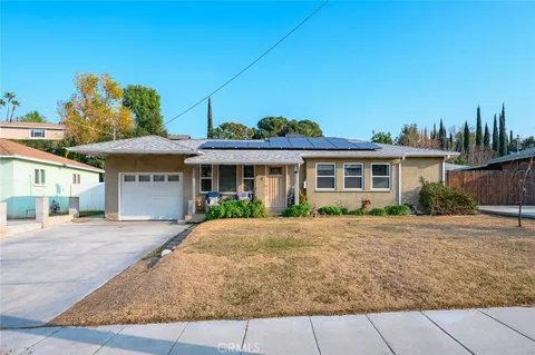 2868 Locust Street, Riverside, CA 92501 - MLS#: IV25023507