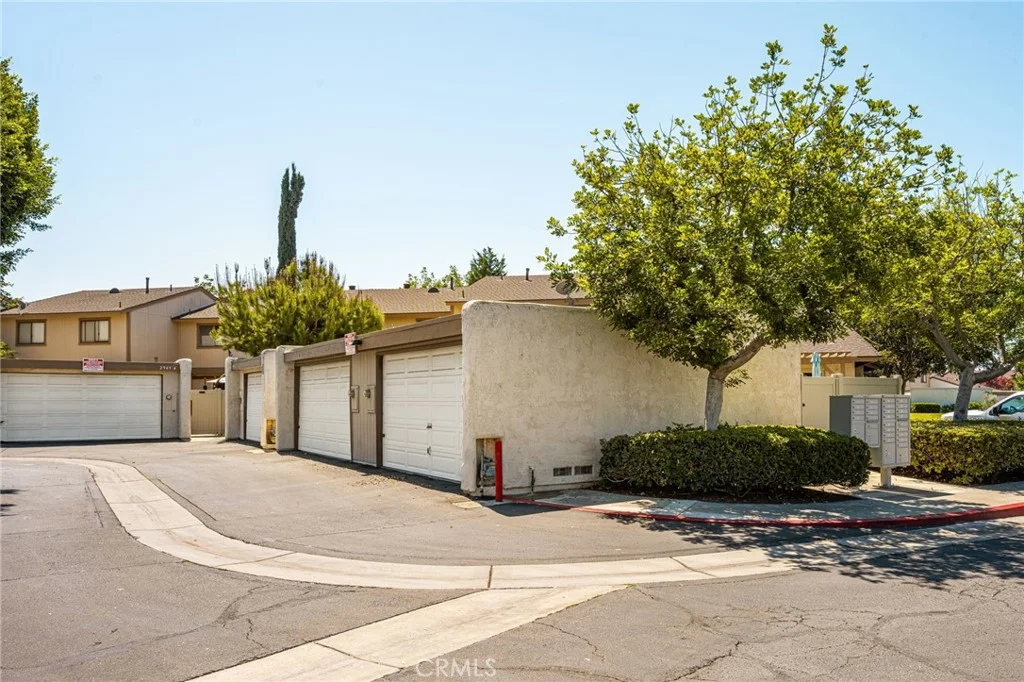 2943 N Cottonwood St Unit 1, Orange, CA 92865