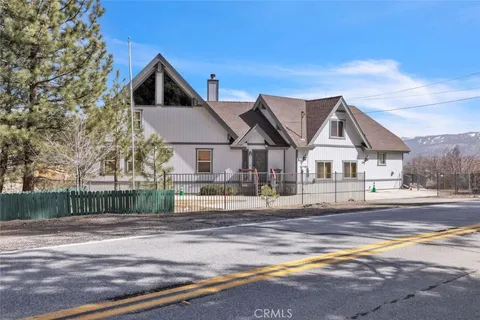 39107 N Shore Drive, Fawnskin, CA MLS: SR25046389