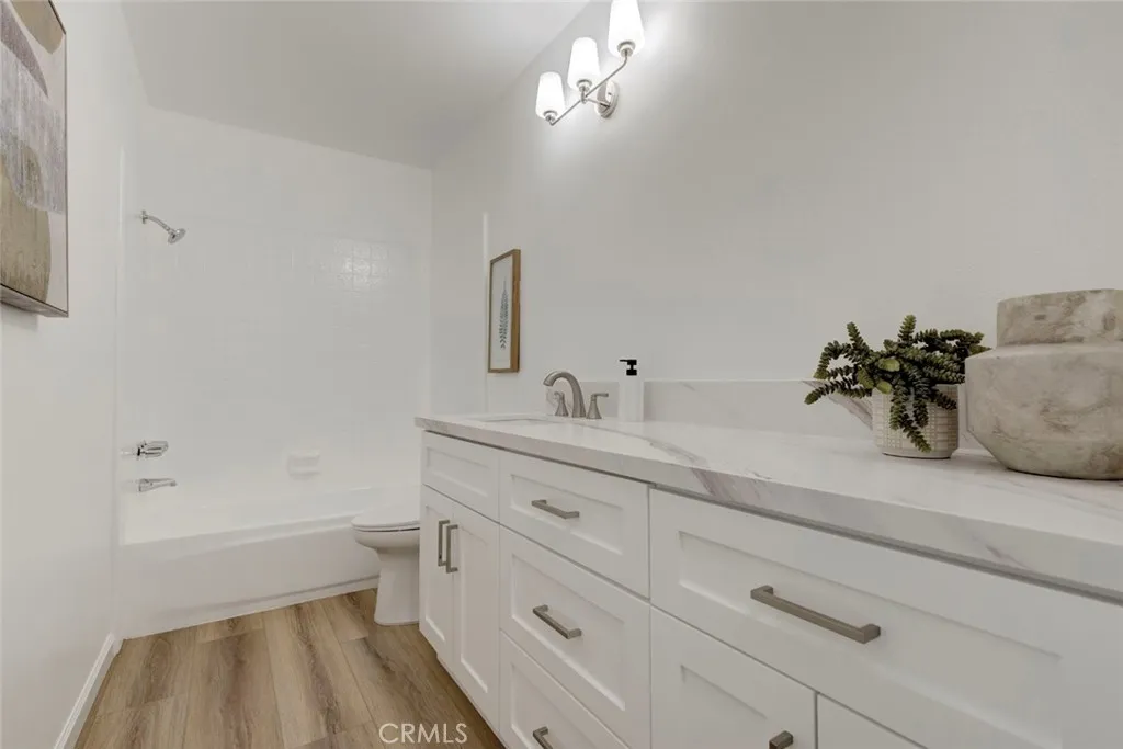 Additional image 22 of 3256 N Frederic St, Burbank, CA 91504