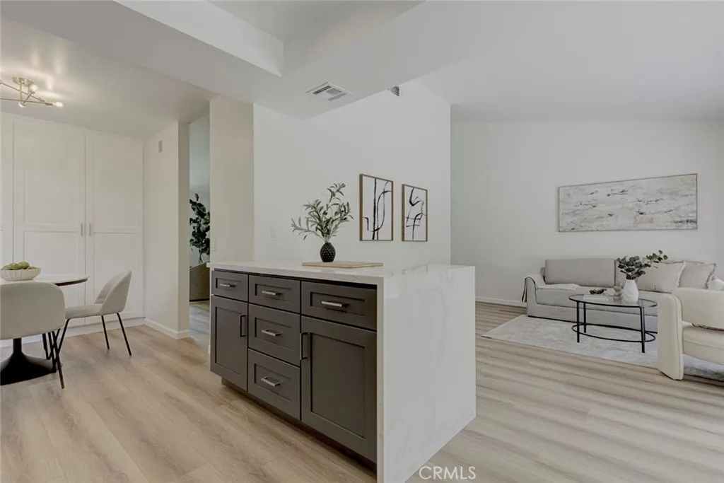 Additional image 18 of 3256 N Frederic St, Burbank, CA 91504