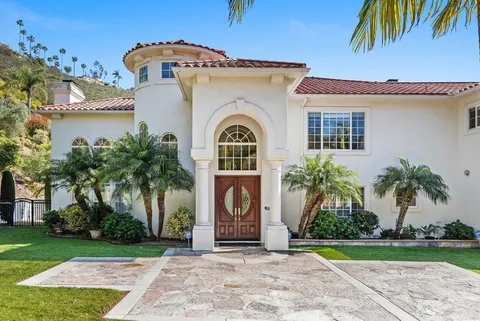 2535 San Clemente Avenue, Vista, CA MLS: NDP2504386