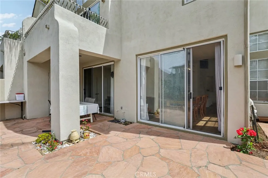 1 Longbourn Aisle, Irvine, CA 92603