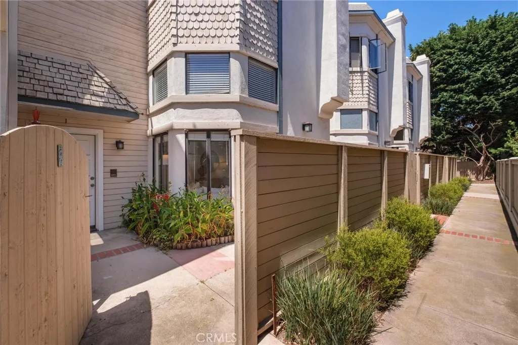 Additional image 70 of 324 N North Francisca Avenue Unit 3, Redondo Beach, CA 90277