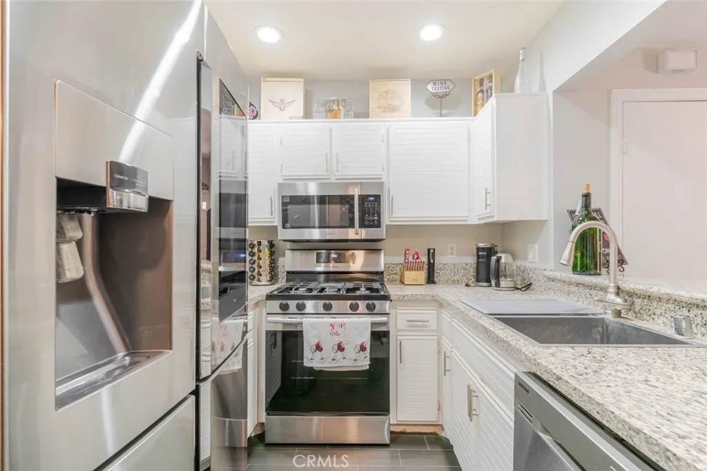 Additional image 13 of 24145 Del Monte Drive Unit 319, Valencia, CA 91355